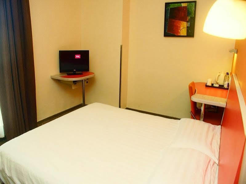 Motel Shanghai Pudong Avenue Yangpu Bridge Extérieur photo
